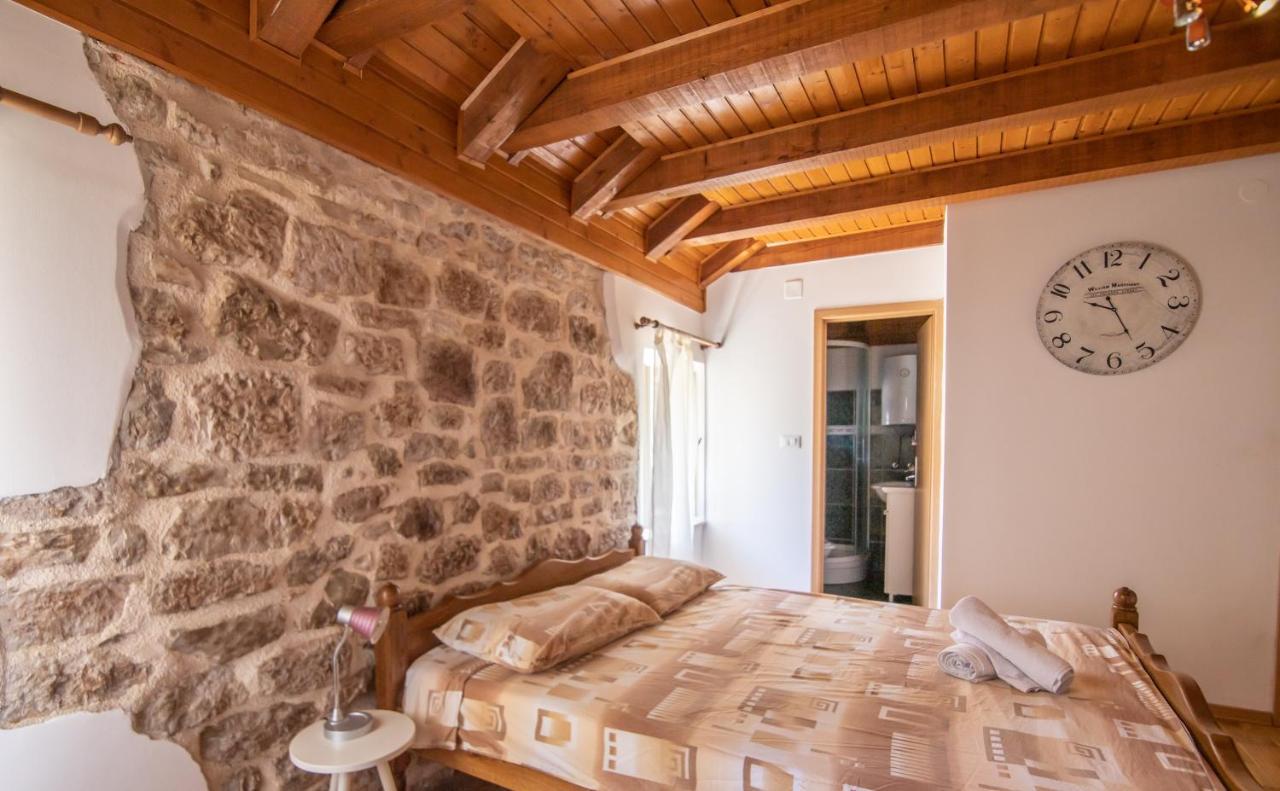 Apartament Loriana *